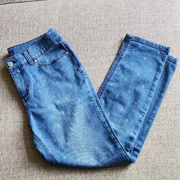 TALBOTS SIMPLY FLATTERING COLLECTION Blue Denim Jeans with Anchor Print. SIZE 8p - Picture 1 of 7